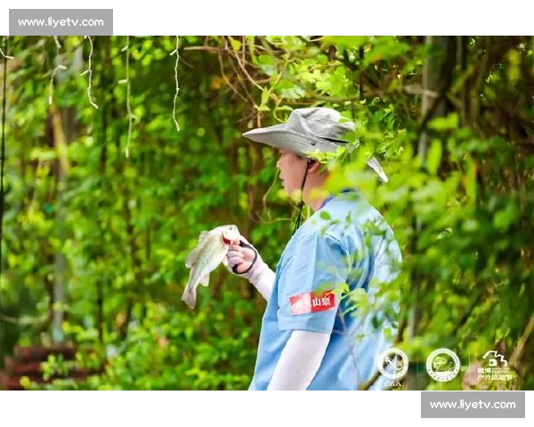 路亚比赛激战正酣 展现技巧与耐力的钓鱼竞技盛宴