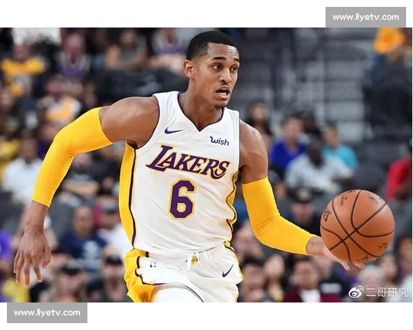 菲律宾男篮激战四强赛 展现出强大团队精神与技术实力